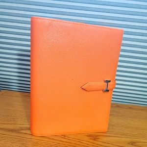 Franklin Covey Classic Noblessa II Leather Binder